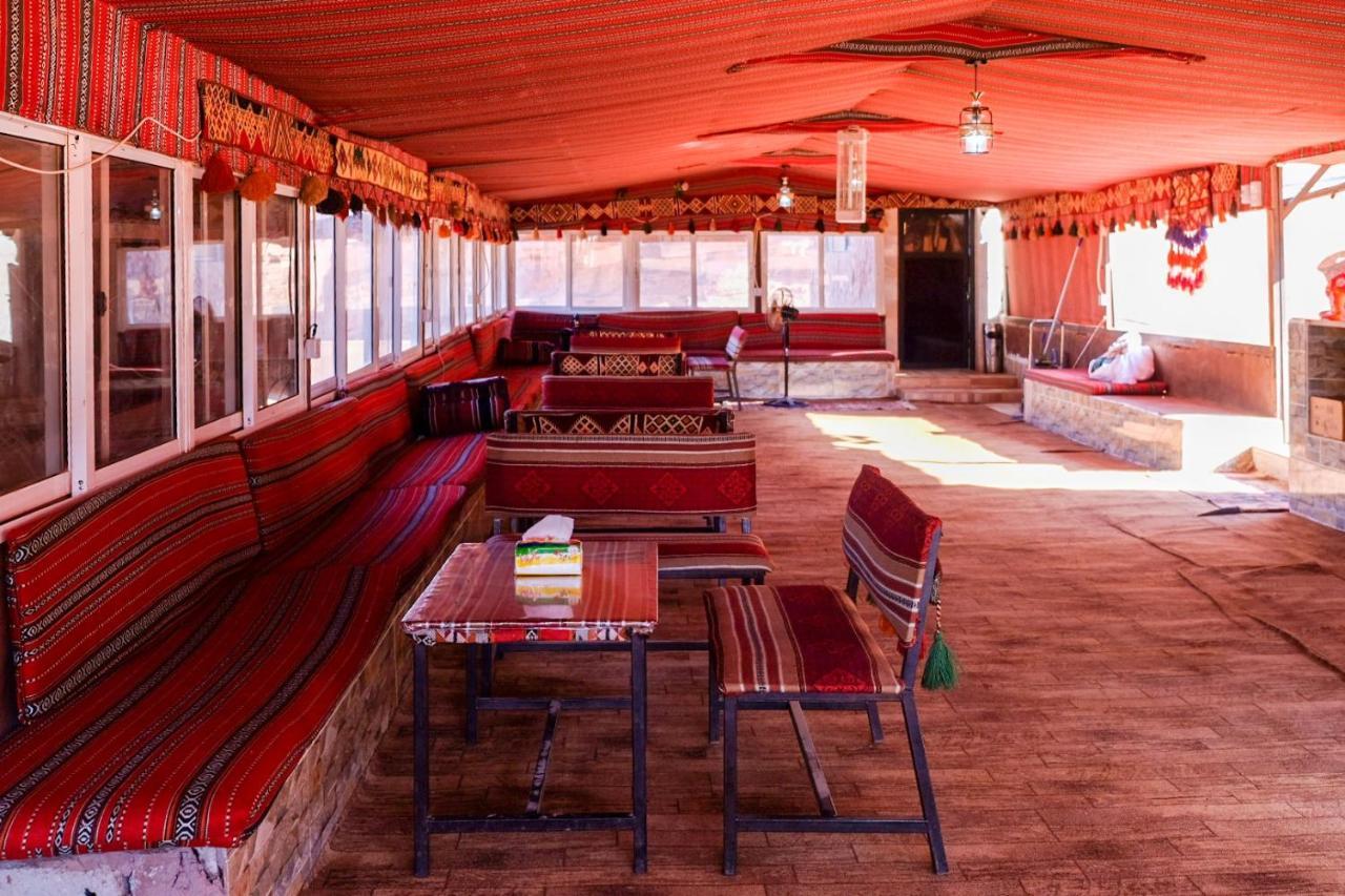 Wadi Rum Bedouin Camp And Desert Tours Экстерьер фото