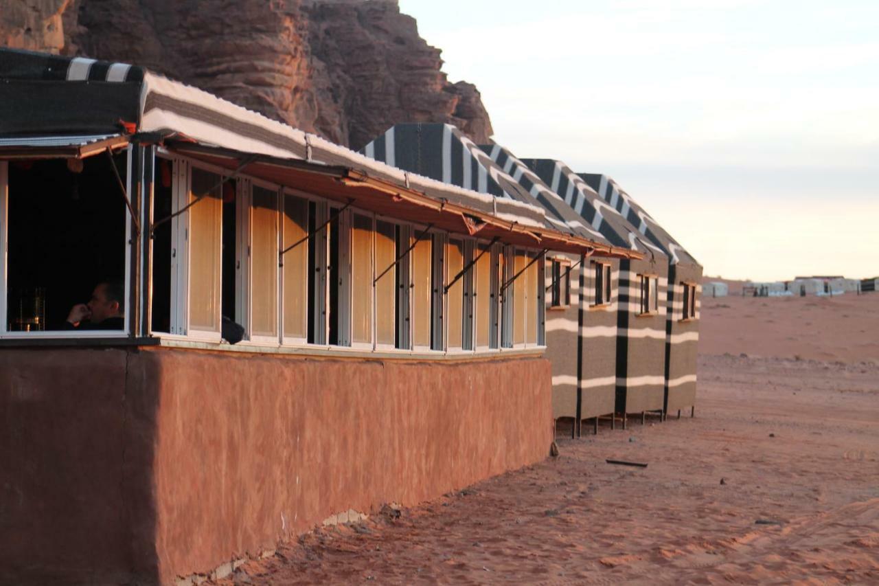 Wadi Rum Bedouin Camp And Desert Tours Экстерьер фото